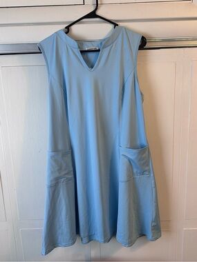 Athleisure Sleeveless Dress in Light Blue with Front Pockets